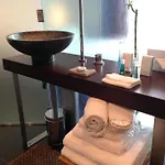 Design Les Bains Douches Szálloda 3*
