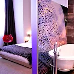 Szálloda Design Les Bains Douches