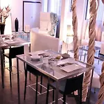Szálloda Design Les Bains Douches