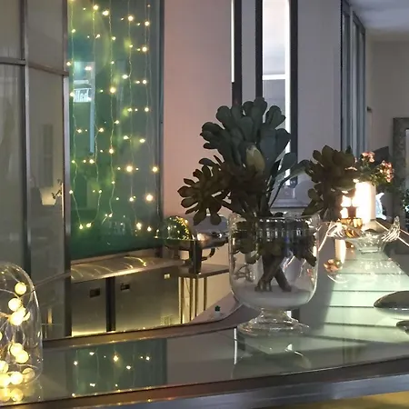 Hotel Design Les Bains Douches 3*