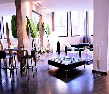 מלון Design Les Bains Douches 3*